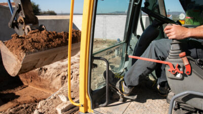 Les avantages écologiques des machines Mecalac sur chantier